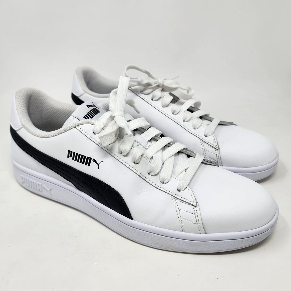 Puma Sneakers Men 10.5 Smash V2 White Leather Black Stripe Low Top 365215-01 - Picture 1 of 11